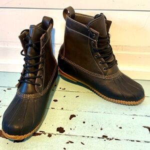 Duck Boots Size 12 Leather Upper, Rubber Botton Lace Up